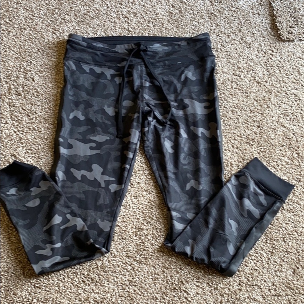 F21 active leggings
